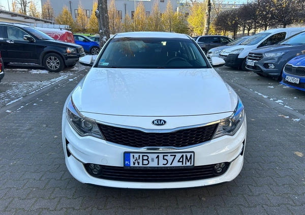 Kia Optima cena 52500 przebieg: 168887, rok produkcji 2016 z Legionowo małe 37